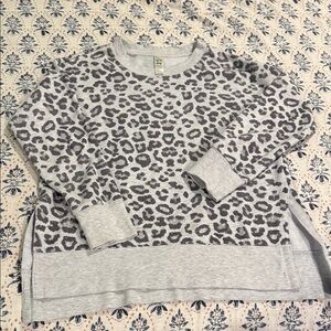 GreenTea Gray and Black Leopard Print Top